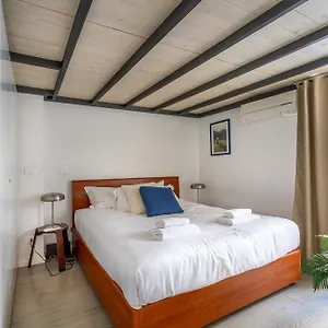 Apartment Iflat Modern Flat A Few Steps From The Trevi Fountain, Rome