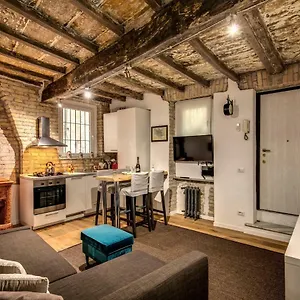 Apartment Farnese House In, Rome